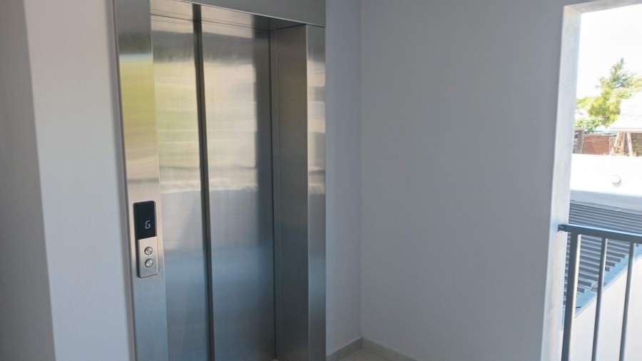 2 Bedroom Property for Sale in Table View Western Cape